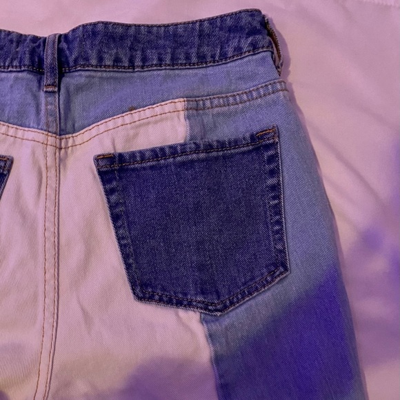 pacsun light wash/ white jeans. size 26 - Picture 2 of 6